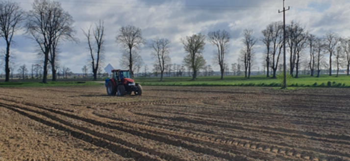 Tractors used to test innovative devices 0